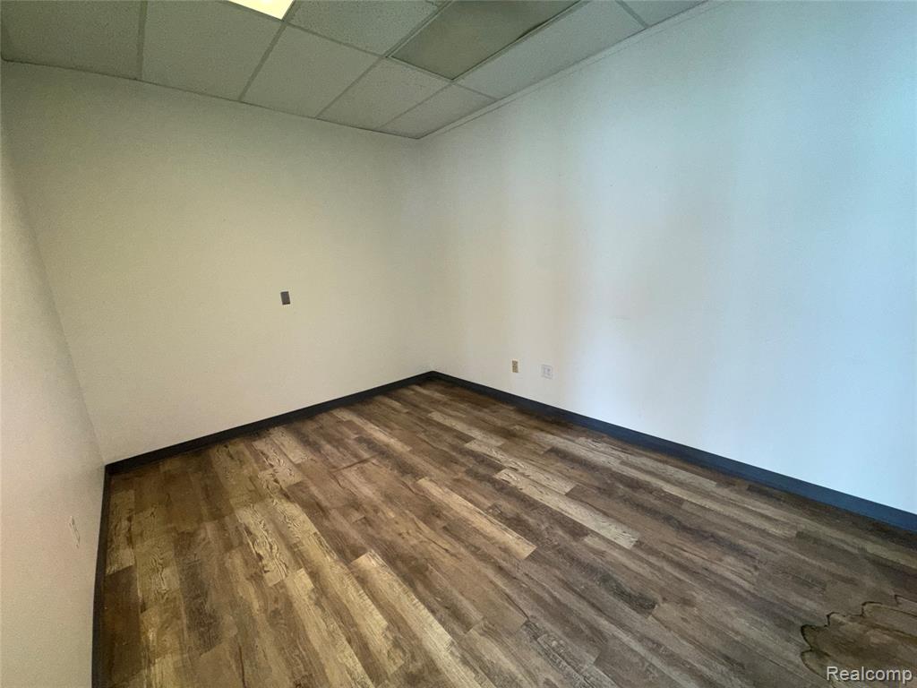 221 S MILL Street, Clio, MI 48420 — Photo 2