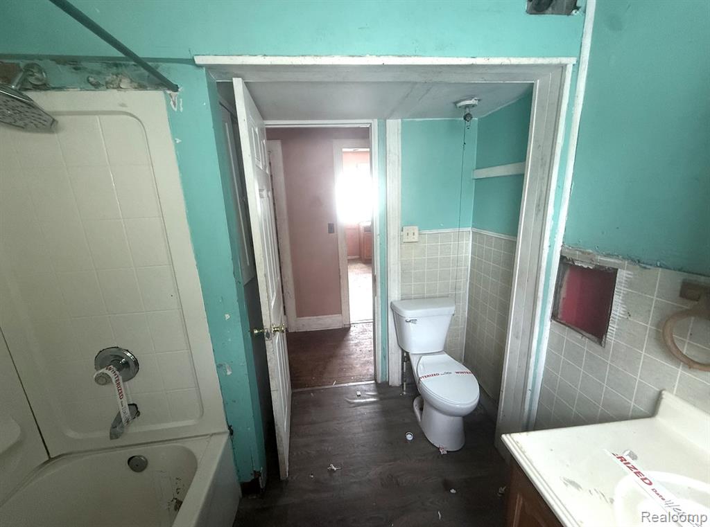 409 Gilbert Street, Jackson, MI 49202 — Photo 8