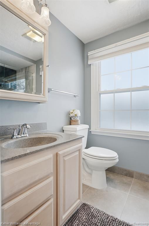 22846 Gilbar Street, Novi, MI — Photo 28