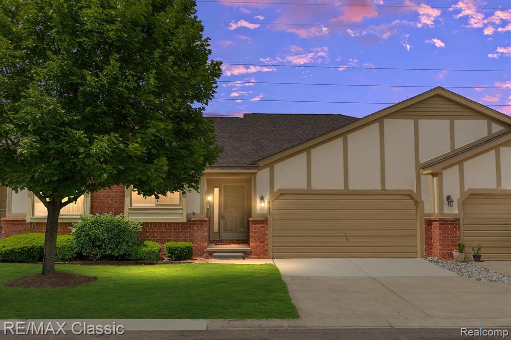 41937 BROOKVIEW Lane, Clinton Twp, MI 48038 — Photo 2