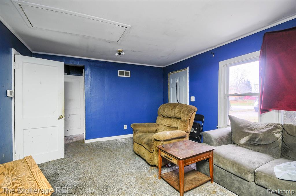 6131 E ATHERTON Road, Burton, MI 48519 — Photo 4