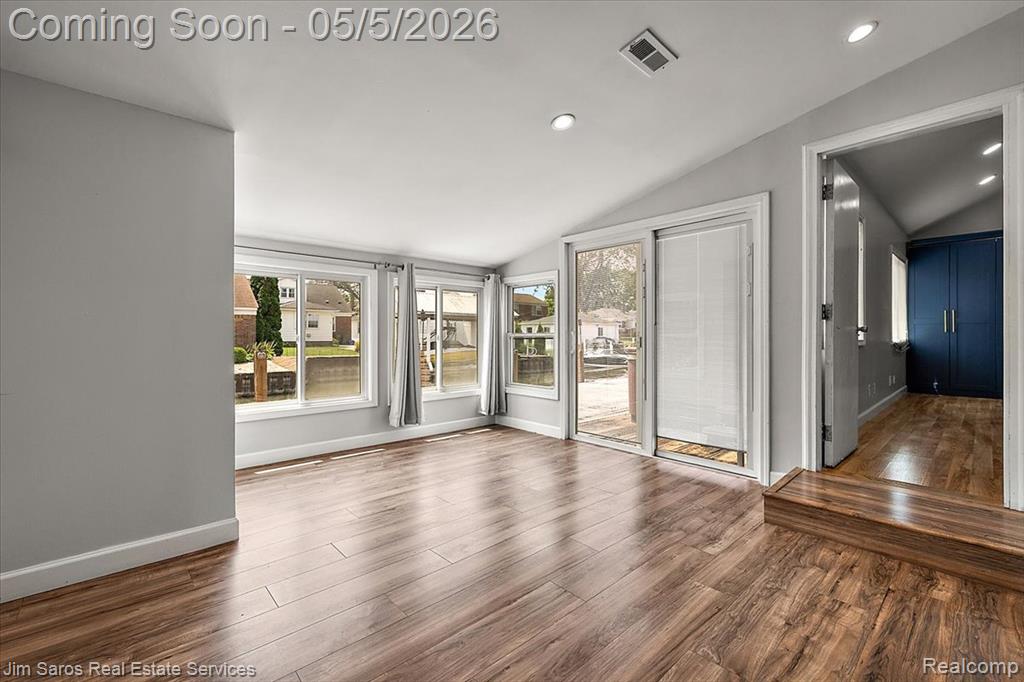 22470 Wildwood Street, Saint Clair Shores, MI 48081 — Photo 9
