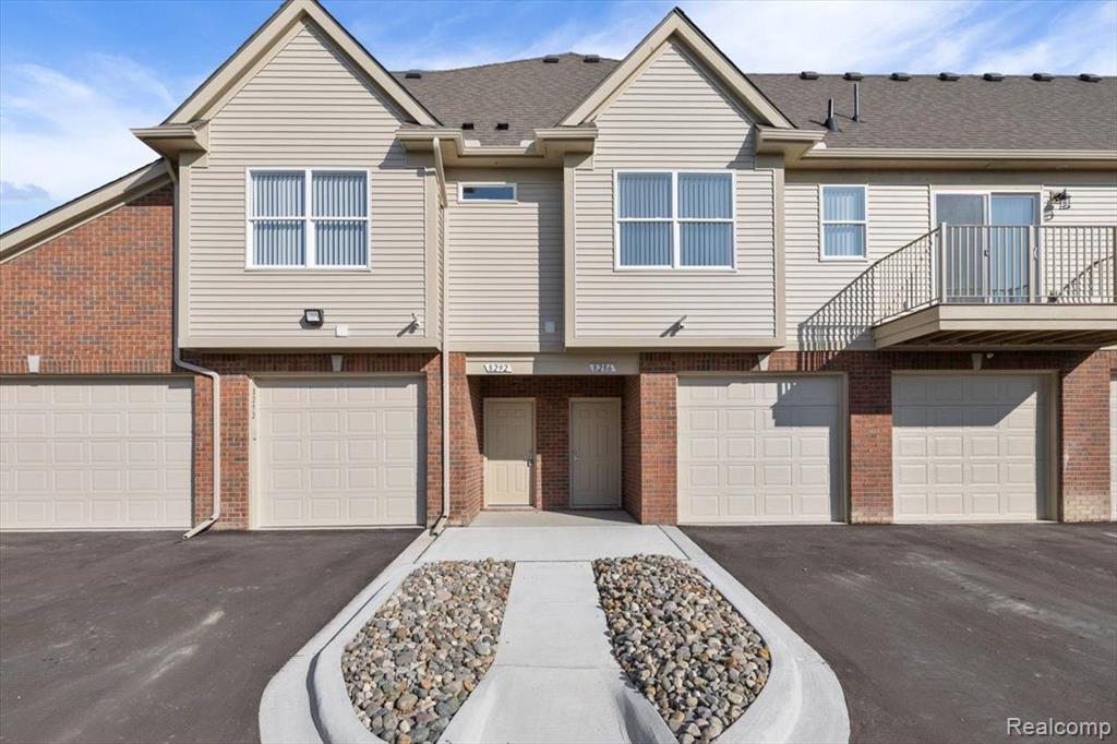 8286 Heywood Circle, Sterling Heights, MI 48312 — front exterior
