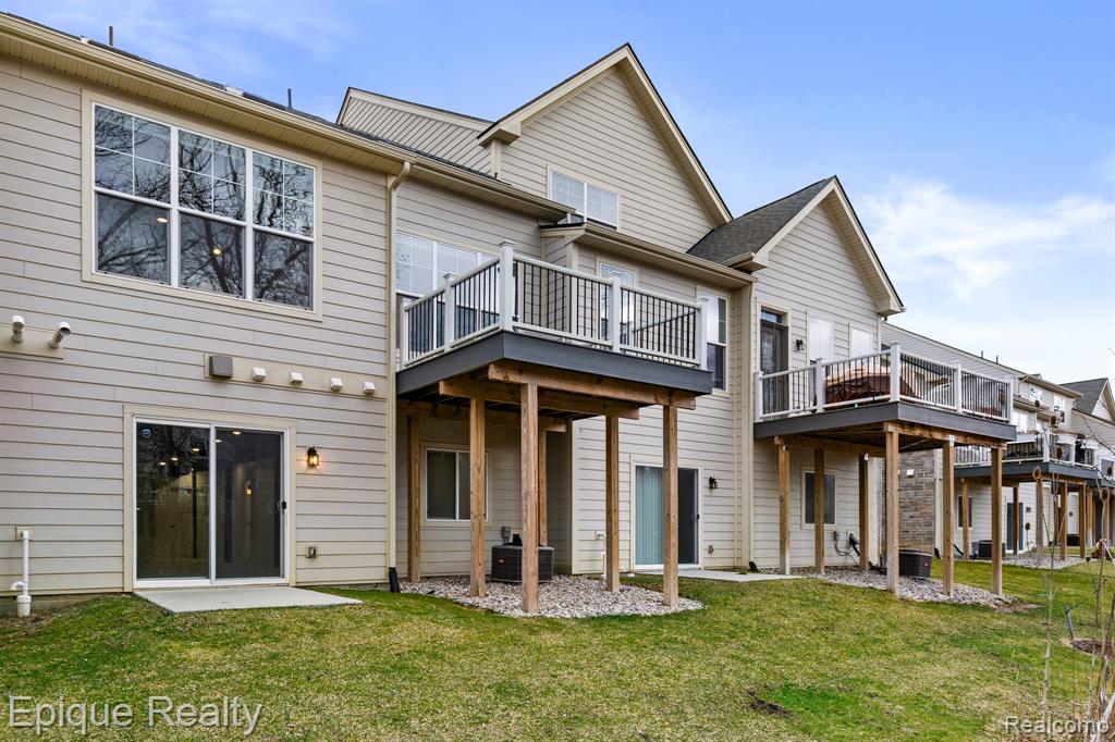 3090 N Spurway Drive, Ann Arbor, MI 48105 — Photo 3