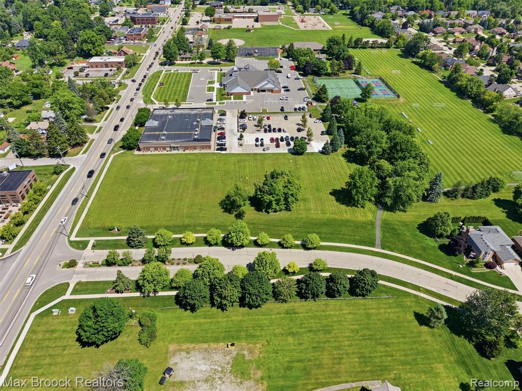 57750 Van Dyke Road, Washington, MI — Photo 11