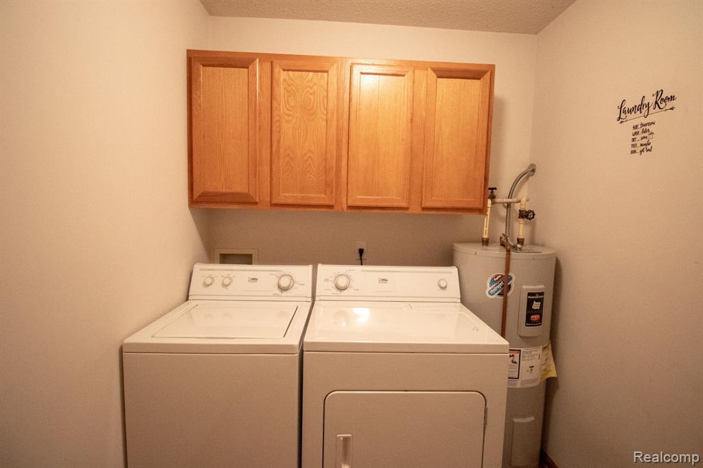 9602 Sawgrass Court, Unit #8, Belleville, MI 48111 — Photo 17