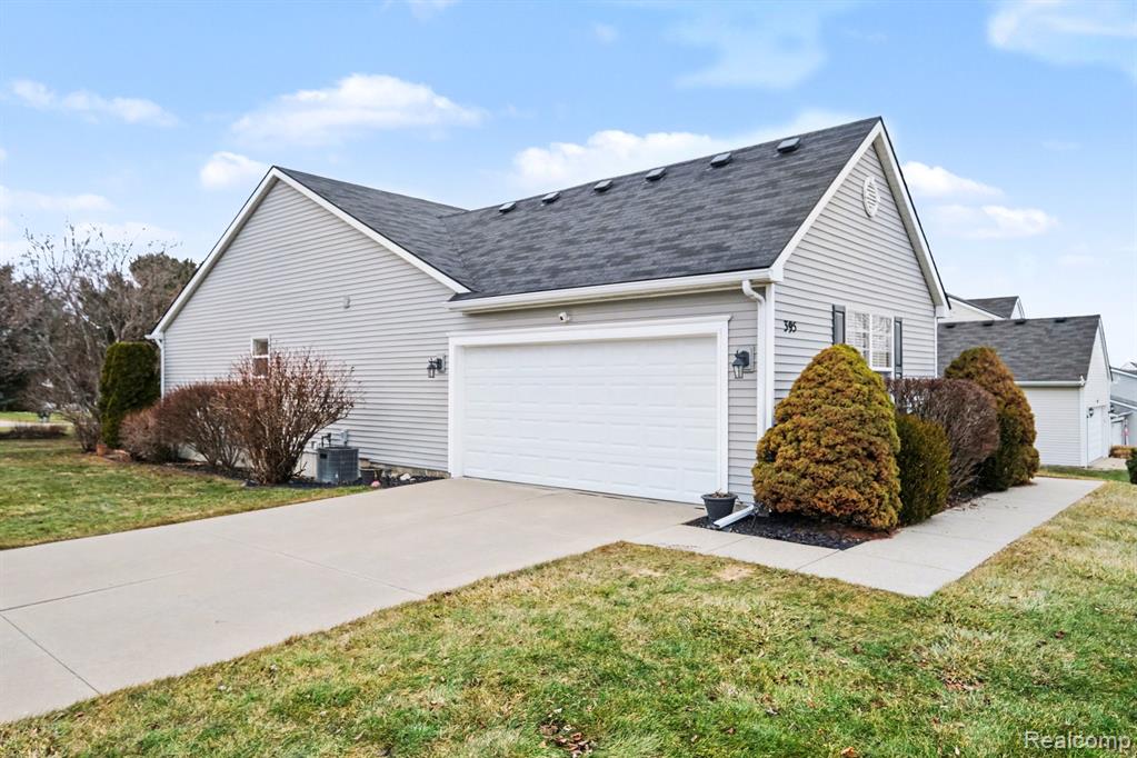 395 Haystack Drive, Linden, MI 48451 — Photo 26