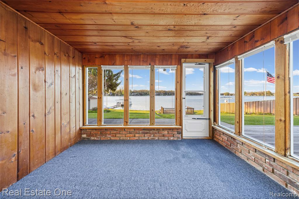 4416 S Shore Street, Waterford, MI 48328 — Photo 17
