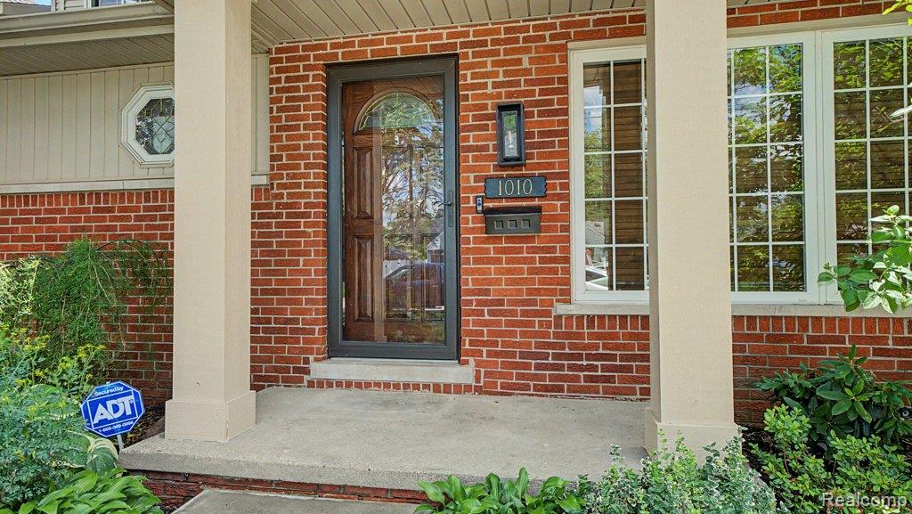 1010 Genesee Drive, Royal Oak, MI 48073 — Photo 7