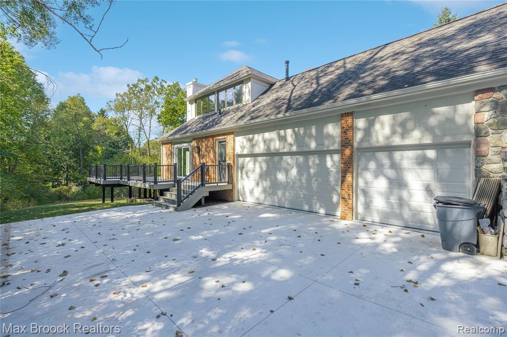 7219 Oakwood Drive, West Bloomfield, MI — Photo 80
