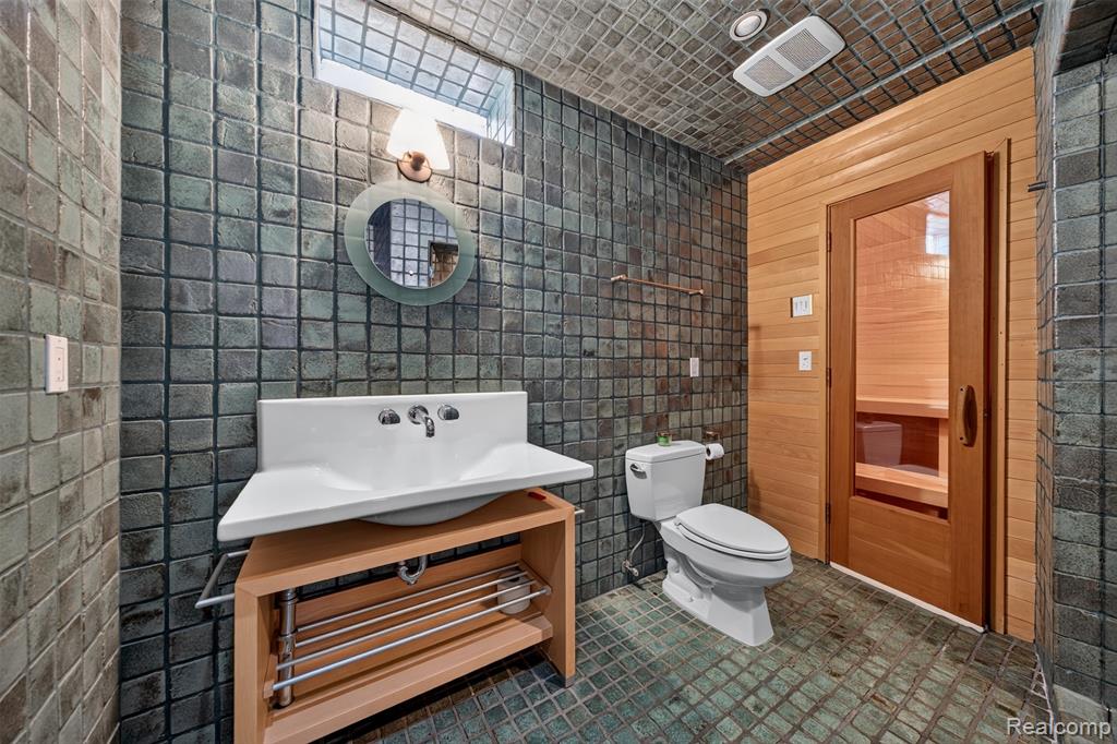 750 Hazelwood Street, Birmingham, MI 48009 — Photo 50