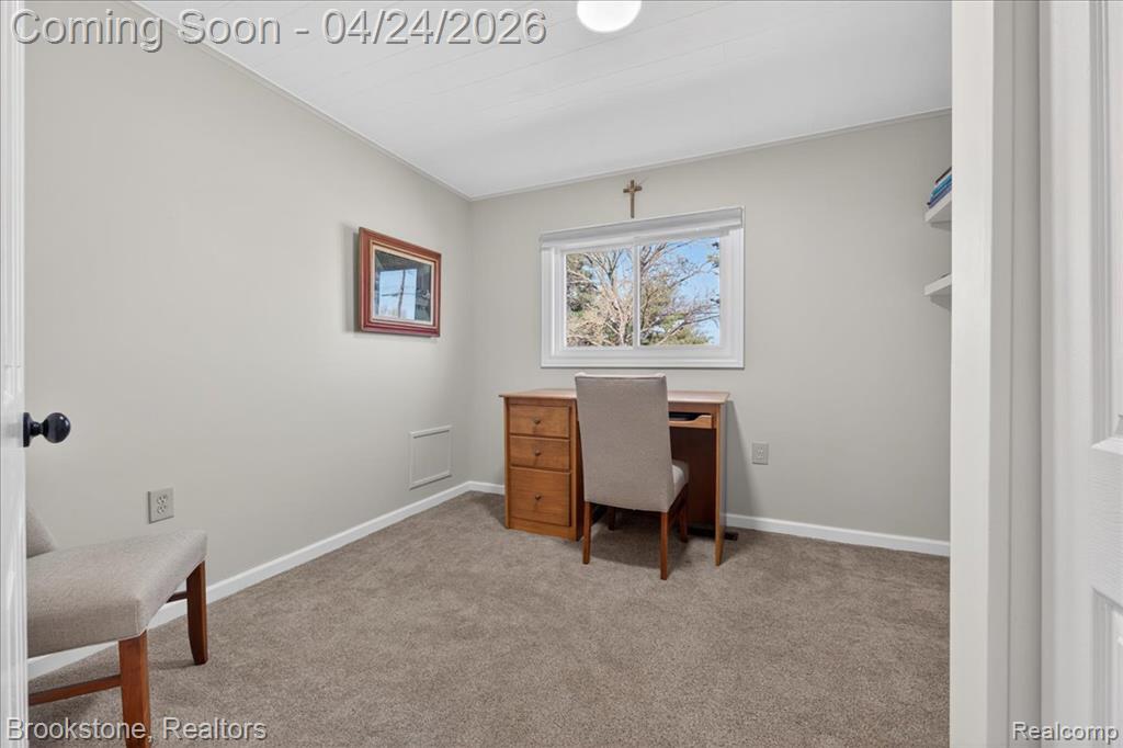 3426 KINGSWAY, Highland, MI 48356 — Photo 33