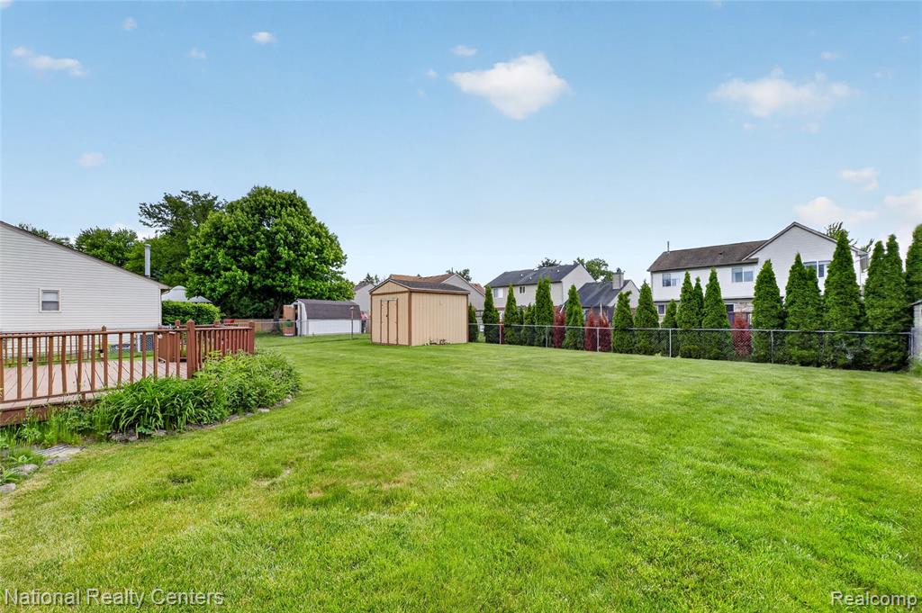 41531 Simcoe Drive, Canton, MI 48188 — Photo 42