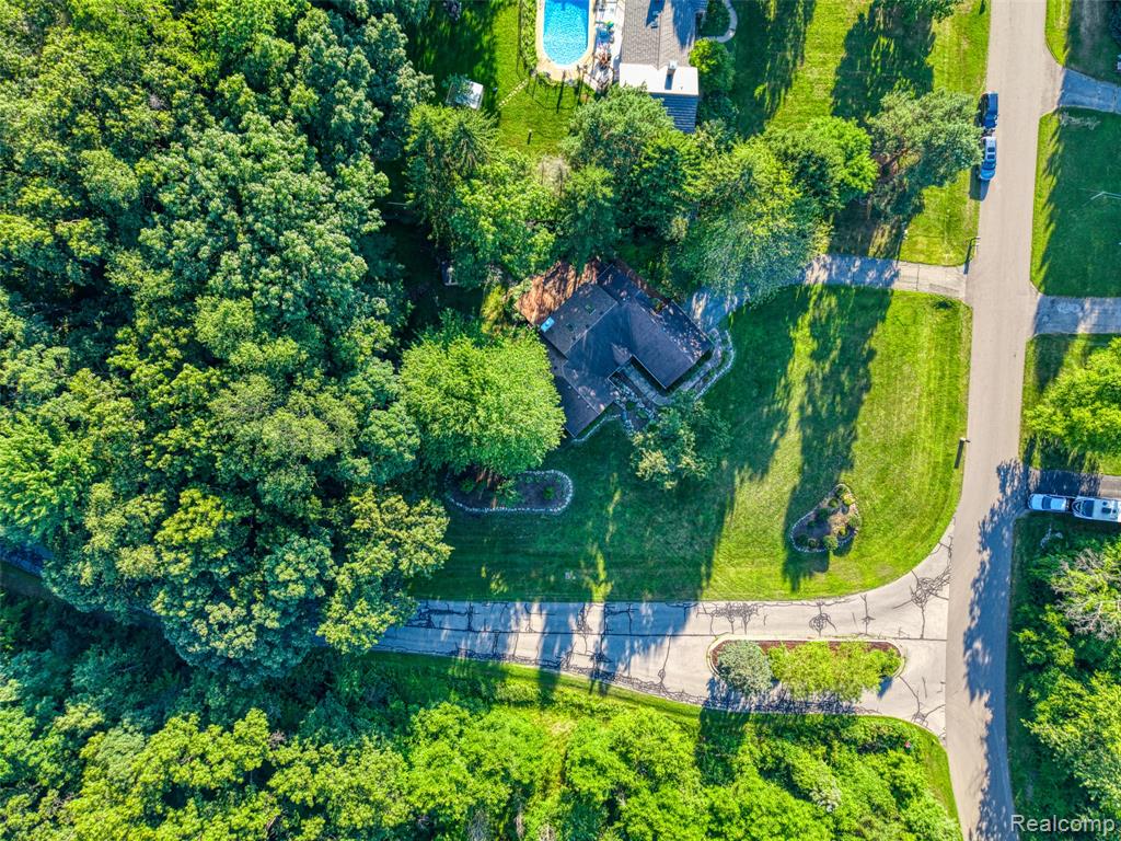 9516 Placid Way, Howell, MI 48843 — Photo 4