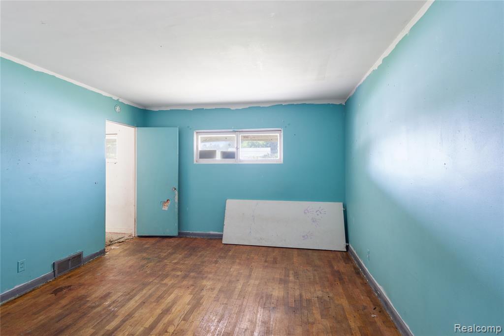 7398 N Genesee Road, Genesee, MI 48437 — Photo 10