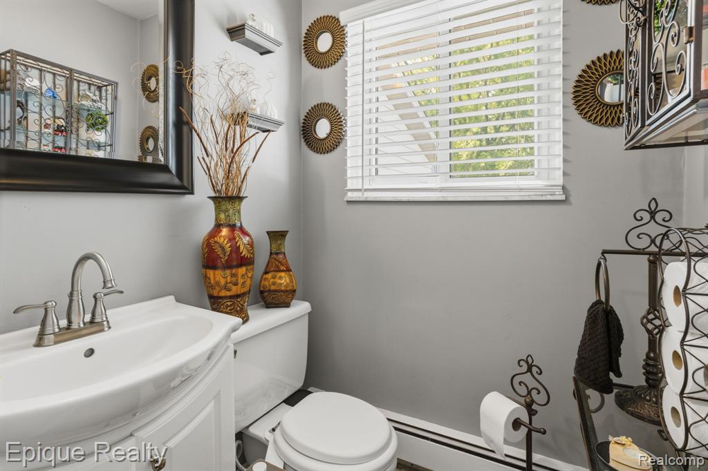 48132 Pheasant Street, New Baltimore, MI 48047 — Photo 11