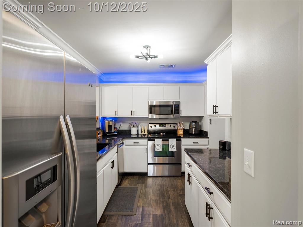 52219 Heatherstone Avenue, Macomb, MI 48042 — Photo 18