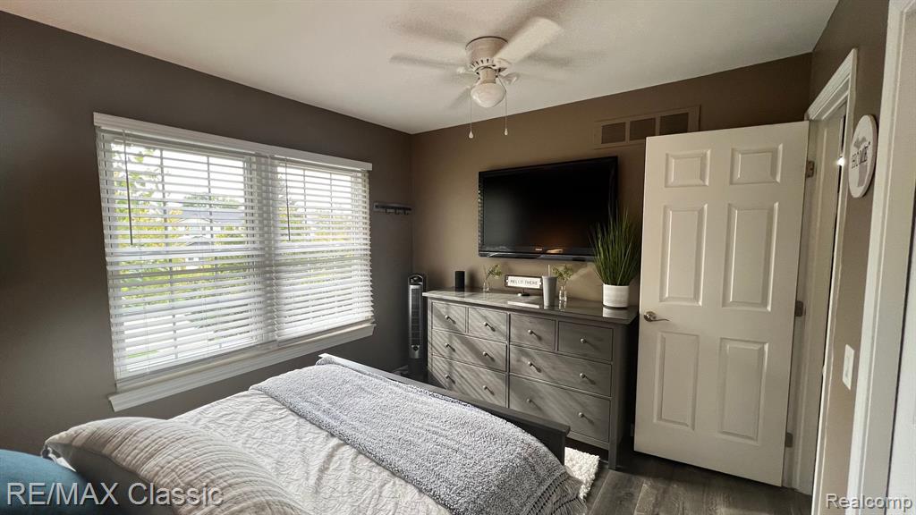 6644 Weathersfield Way, Canton, MI 48187 — Photo 35