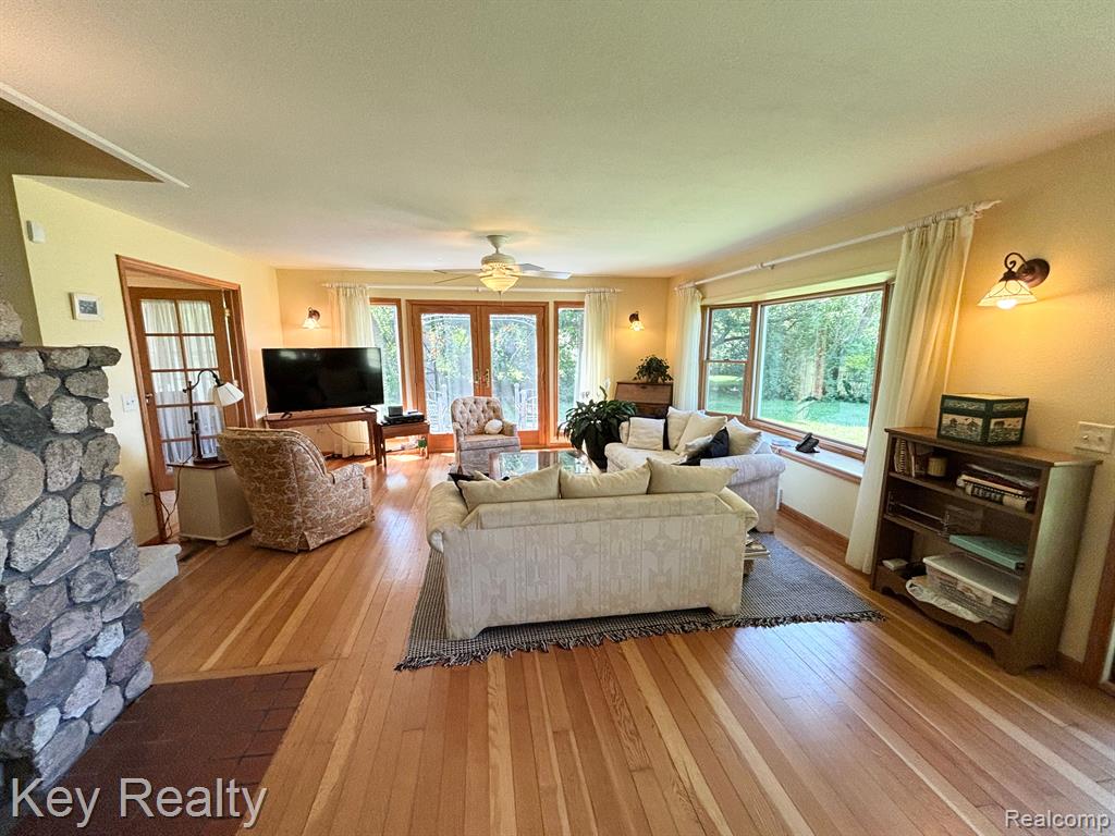 7953 S CUSTER Road, Monroe, MI 48161 — Photo 14