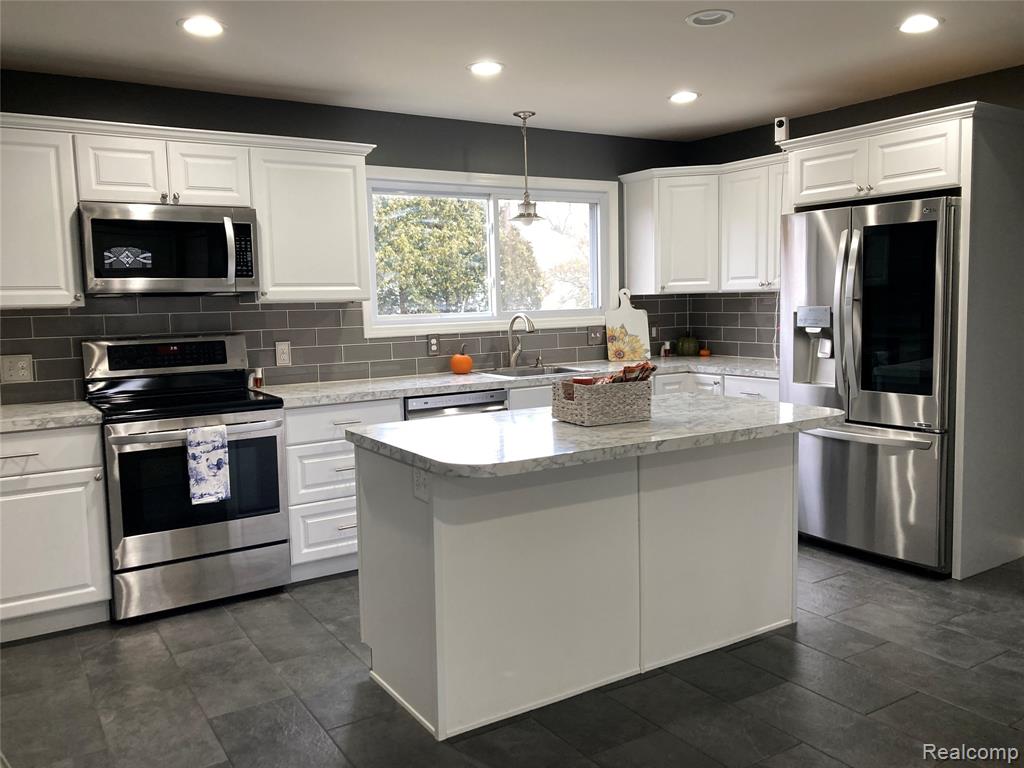 3784 Lippincott Lippincott Road, Lapeer, MI 48446 — Photo 10