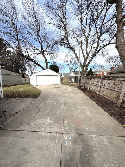 414 Moross Road, Grosse Pointe Farms, MI 48236 — Photo 2