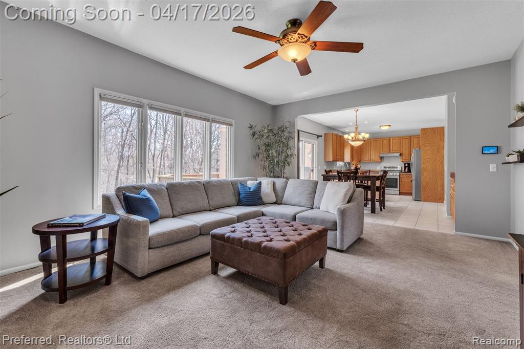 8560 Vista Court, Westland, MI — Photo 14