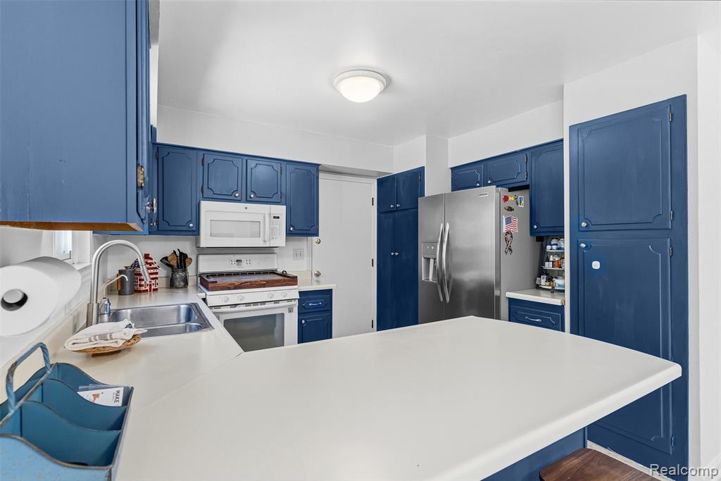 4410 Wickfield Drive, Flint, MI 48507 — Photo 14