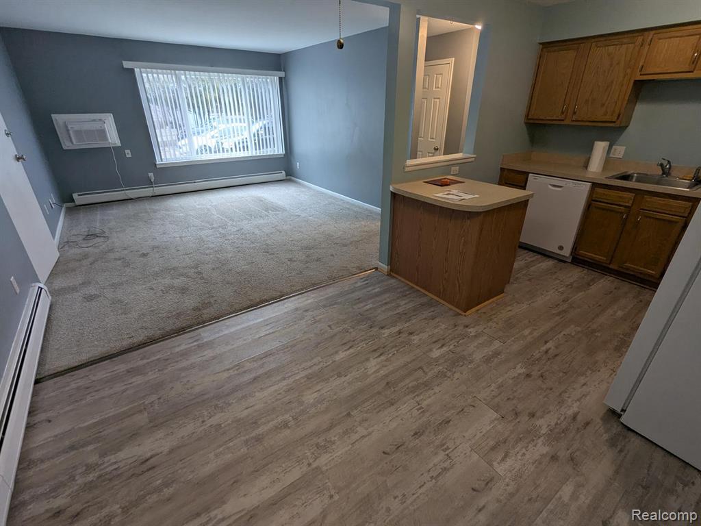 6194 Richards, Brighton, MI 48116 — Photo 5
