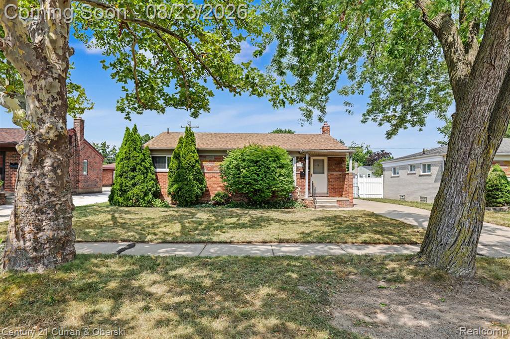 31512 Joy Road, Livonia, MI 48150