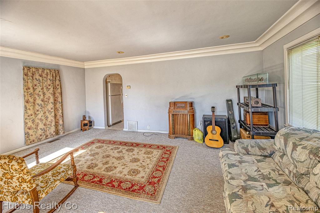 5305 Lapeer Road, Burton, MI 48509 — Photo 23
