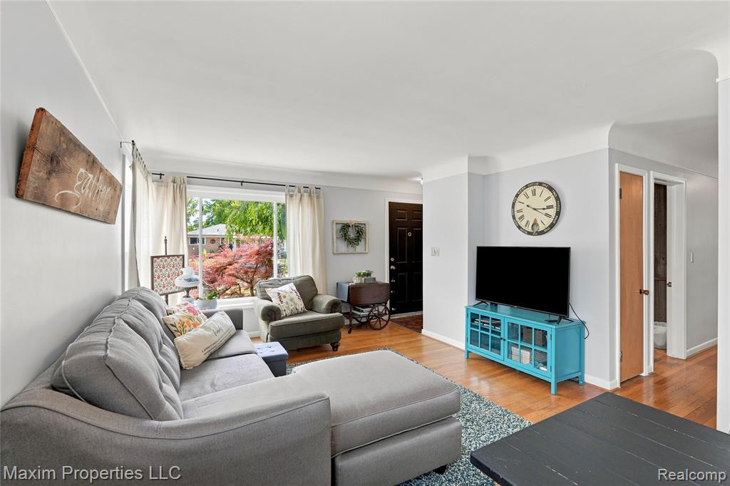 33214 Sheridan Street, Garden City, MI — Photo 4