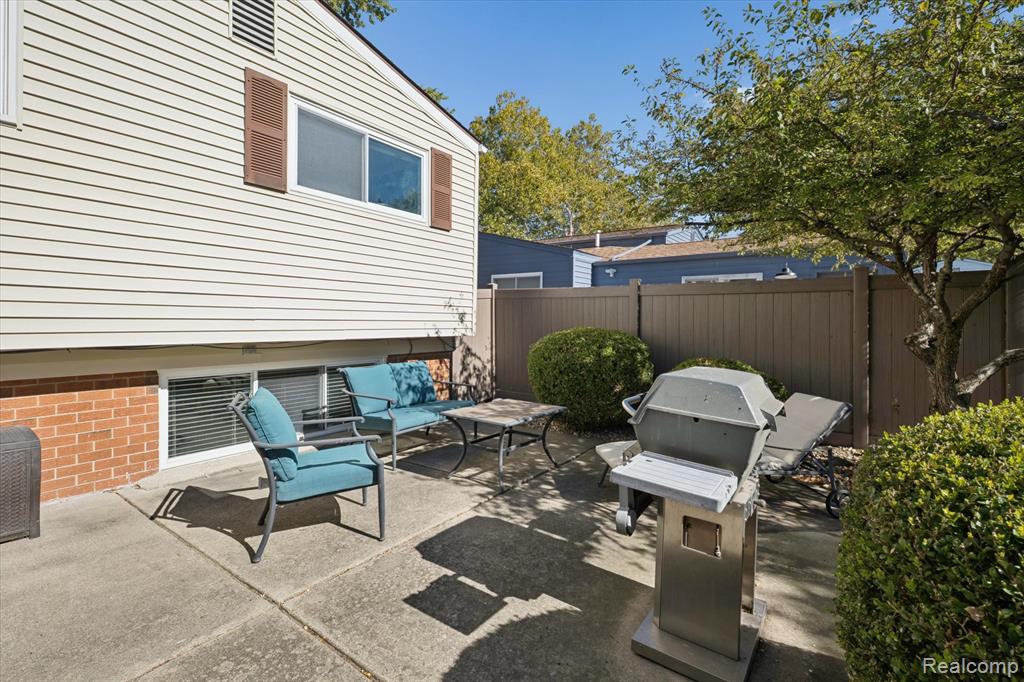 496 Langley Boulevard, Clawson, MI — Photo 28
