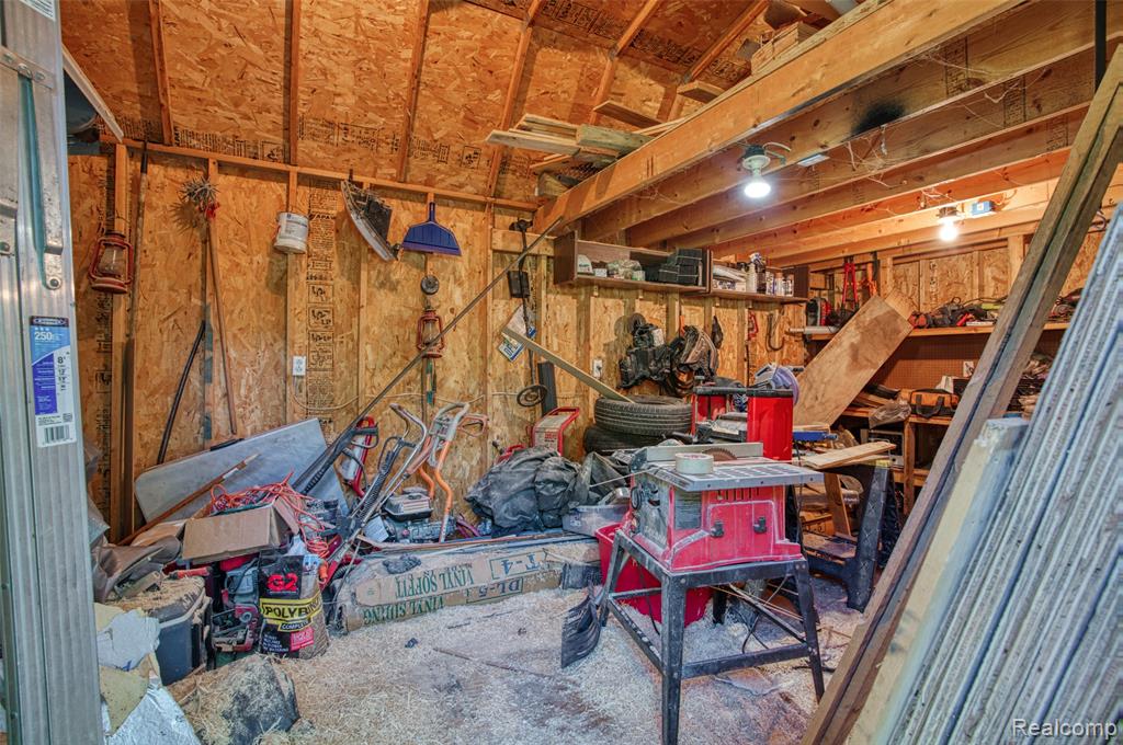940 Rowland Road, Leonard, MI 48367 — Photo 45