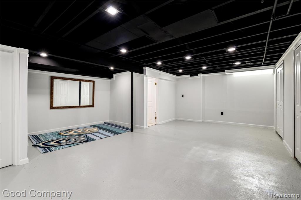 3176 Chambord Drive, West Bloomfield, MI 48323 — Photo 41