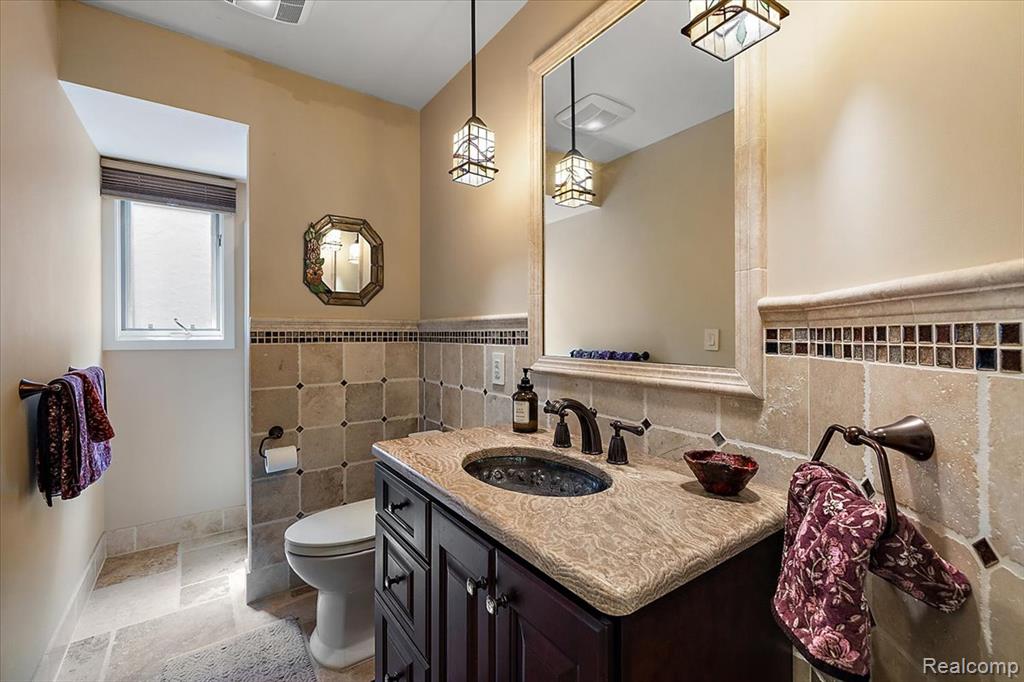1739 Ridge Road, White Lake, MI 48383 — Photo 21