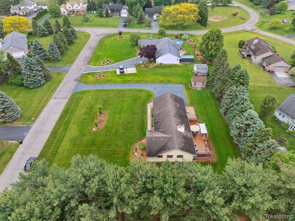 9762 Dickerson Court, South Lyon, MI 48178 — Photo 52