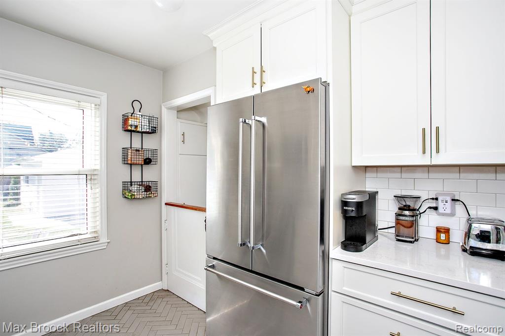 13353 Sherwood Drive, Huntington Woods, MI — Photo 16