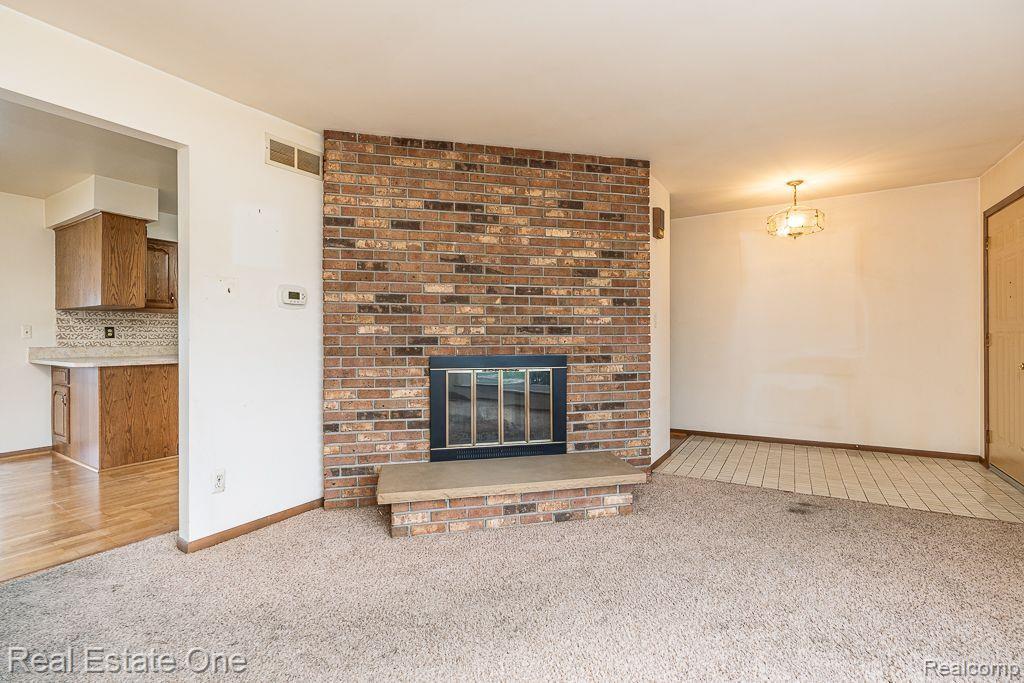 49680 KEYCOVE, Chesterfield, MI 48047 — Photo 9