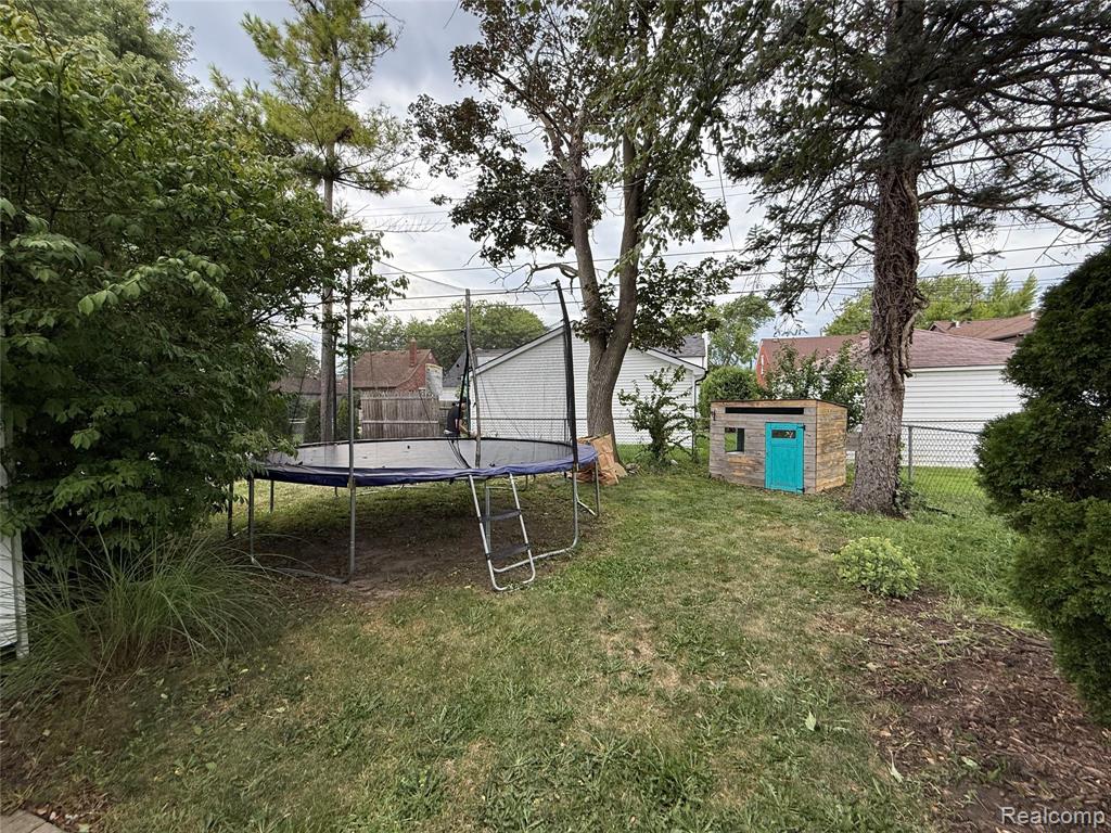 651 N Highland Street, Dearborn, MI 48128 — Photo 19