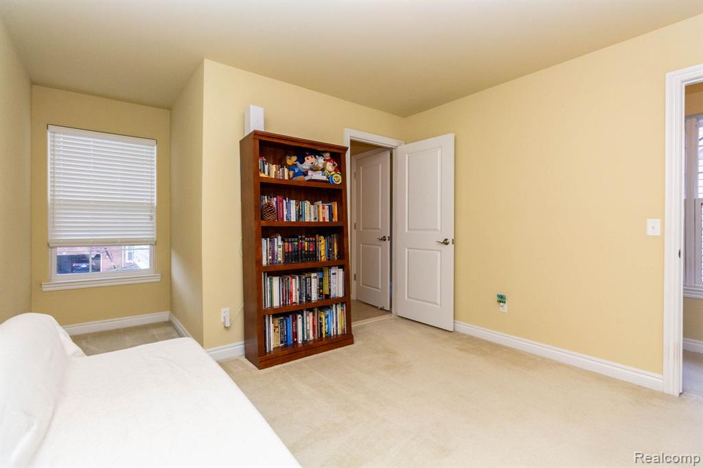 4370 Bennett Park Circle, Troy, MI 48085 — Photo 26