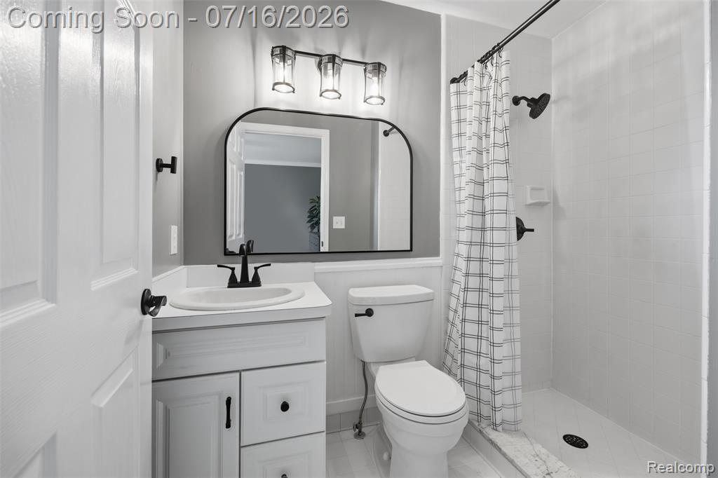 49032 Kennesaw Court, Canton, MI 48187 — Photo 32