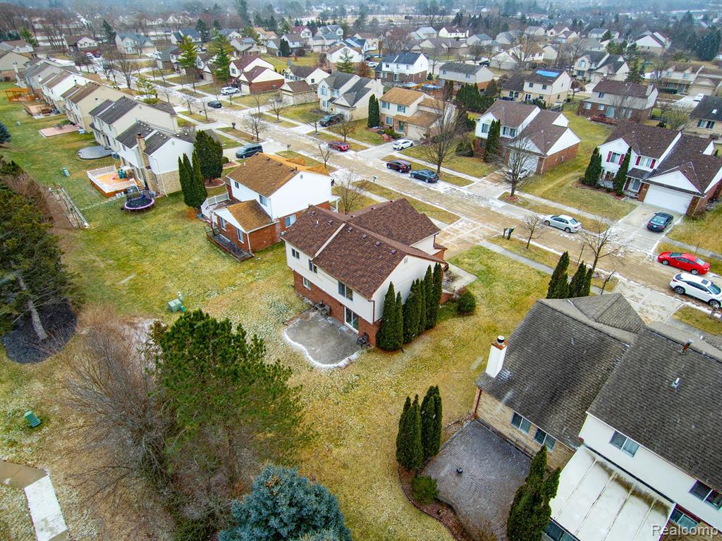 41306 WESTFIELD Circle, Canton, MI 48188 — Photo 33