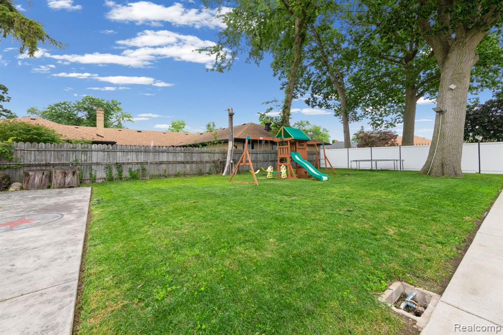19371 Monica Street, Detroit, MI 48221 — Photo 52