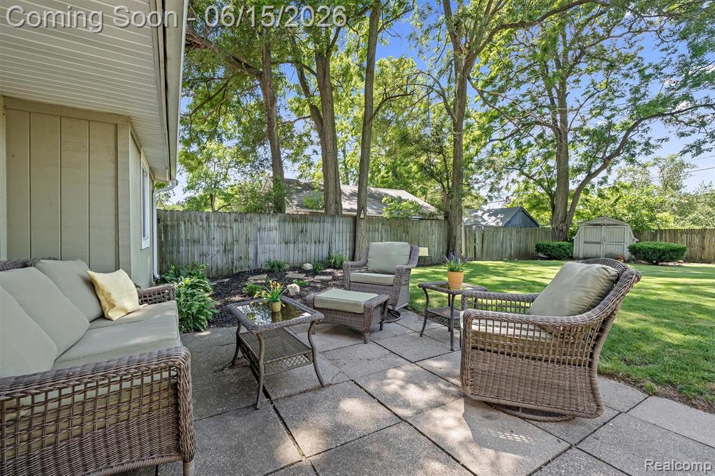 870 Pine Tree Road, Lake Orion, MI 48362 — Photo 25