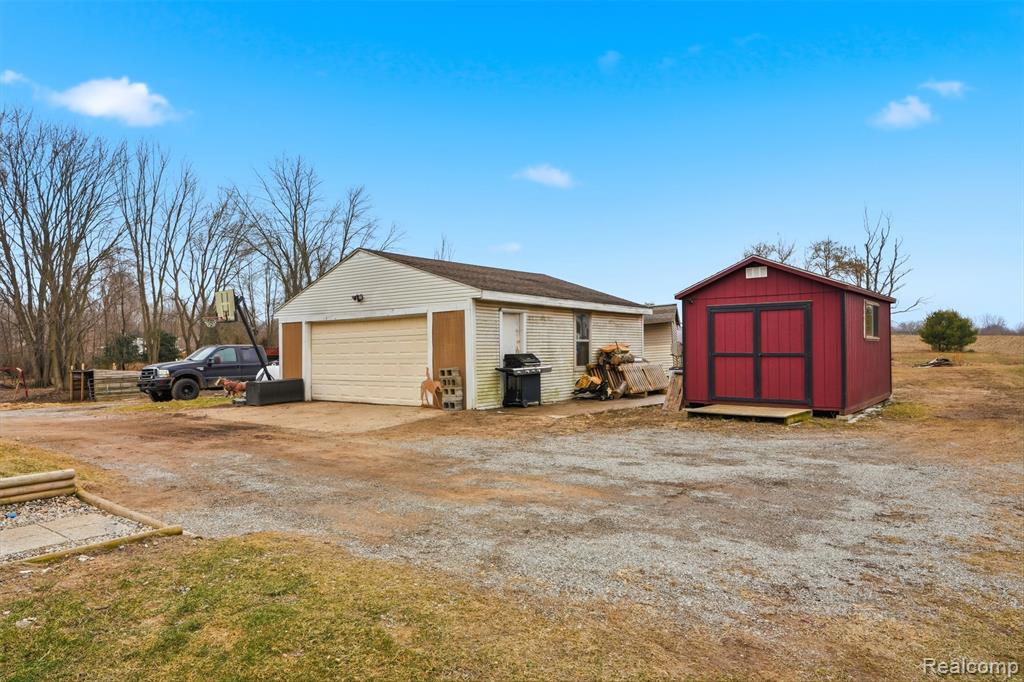 8732 Kinch Road, Jackson, MI 49201 — Photo 27