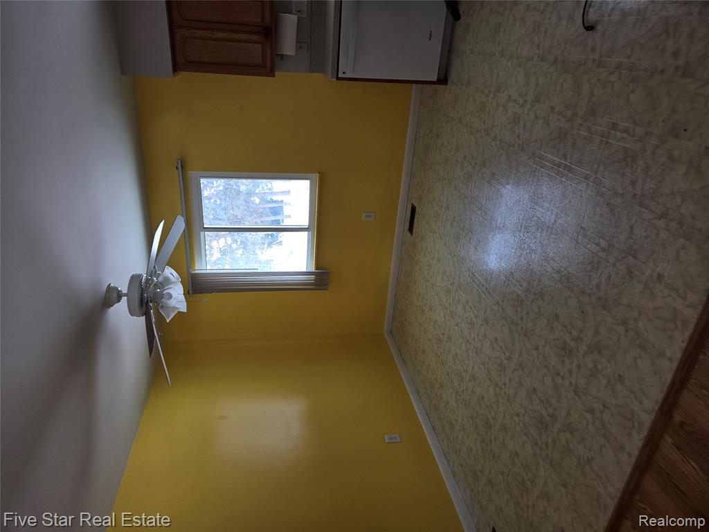 2177 Hunter Drive, Lapeer, MI 48446 — Photo 7