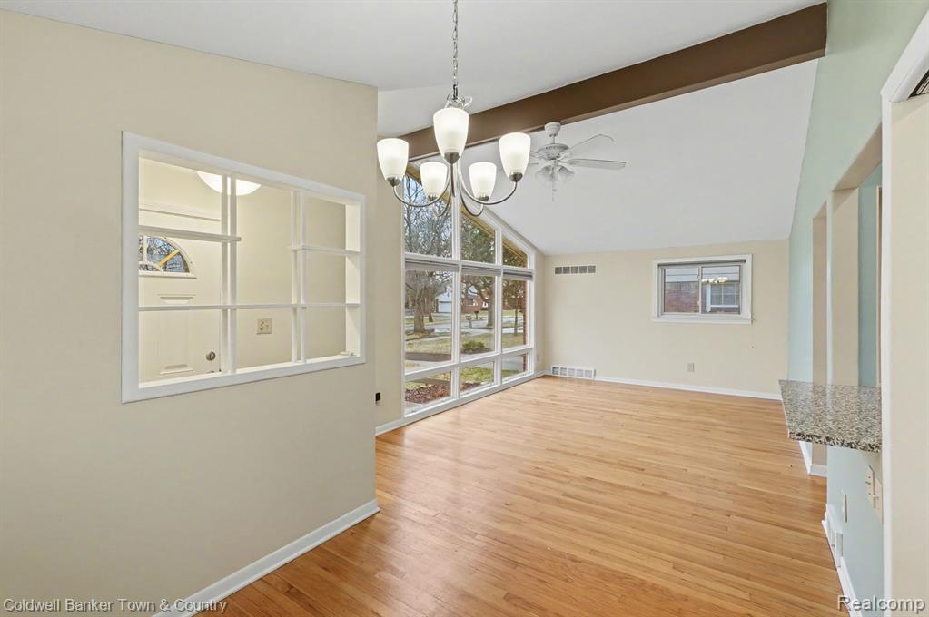 17360 Redwood Avenue, Southfield, MI 48076 — Photo 4