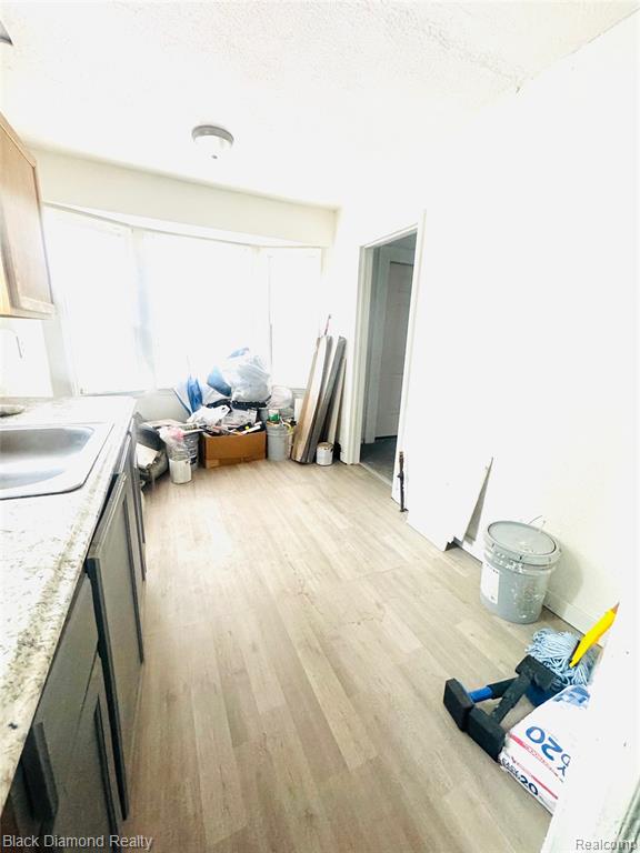 20520 Dresden Street, Detroit, MI 48205 — Photo 4