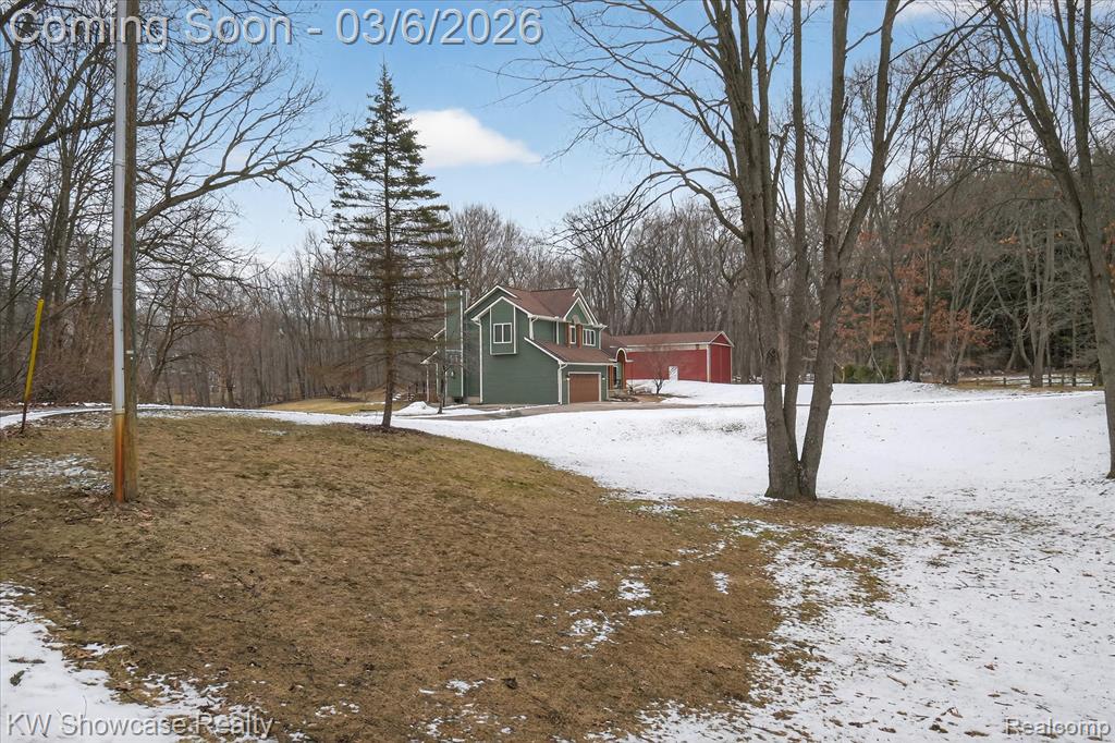2031 Saint Clair Drive, Highland, MI — Photo 6