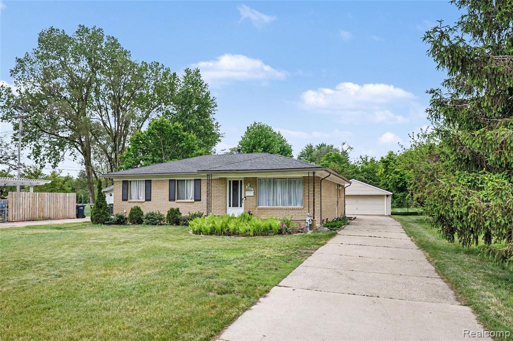 8530 Canal Road, Sterling Heights, MI 48314 — Photo 3